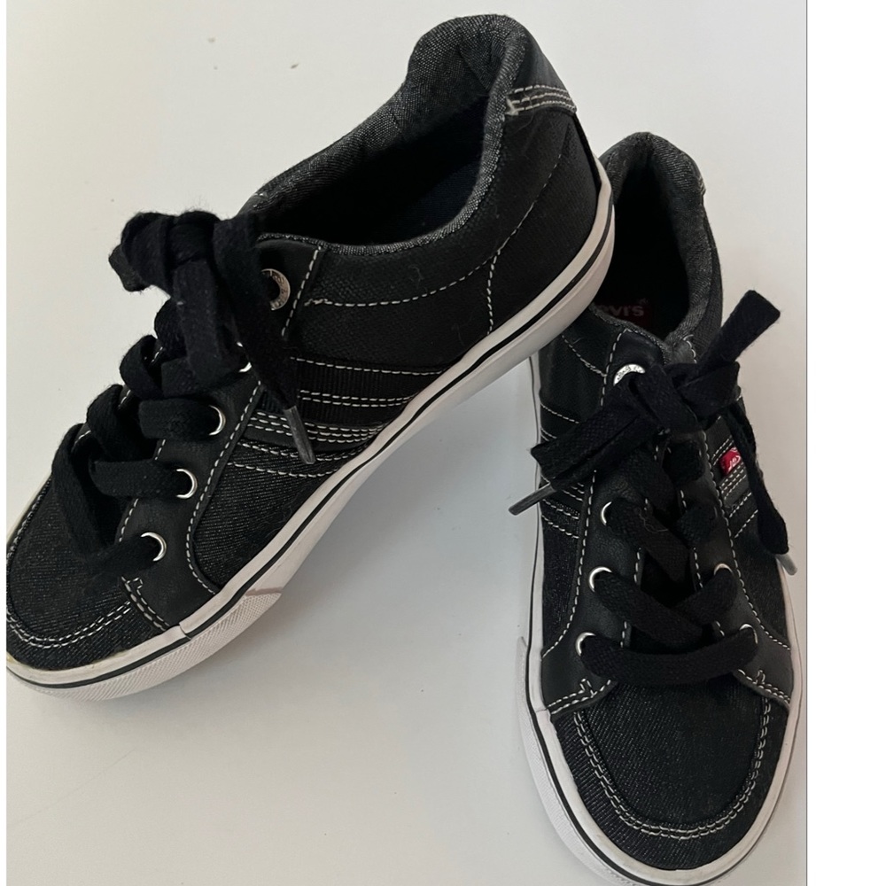 Levi’s Kids Black Denim Lace Up Low Top Fashion Sneakers Size US 1.5